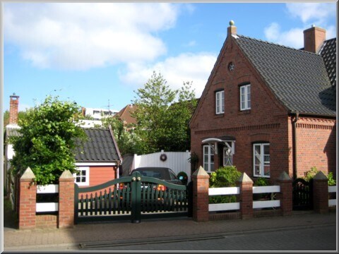 Ansicht Mühlenstraße mit Blick zum Eingangsbereich